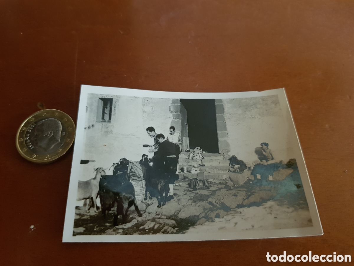 Fotografia antiga: Fotograf&iacute;a de una Masia Catalana a identificar a&ntilde;os 50