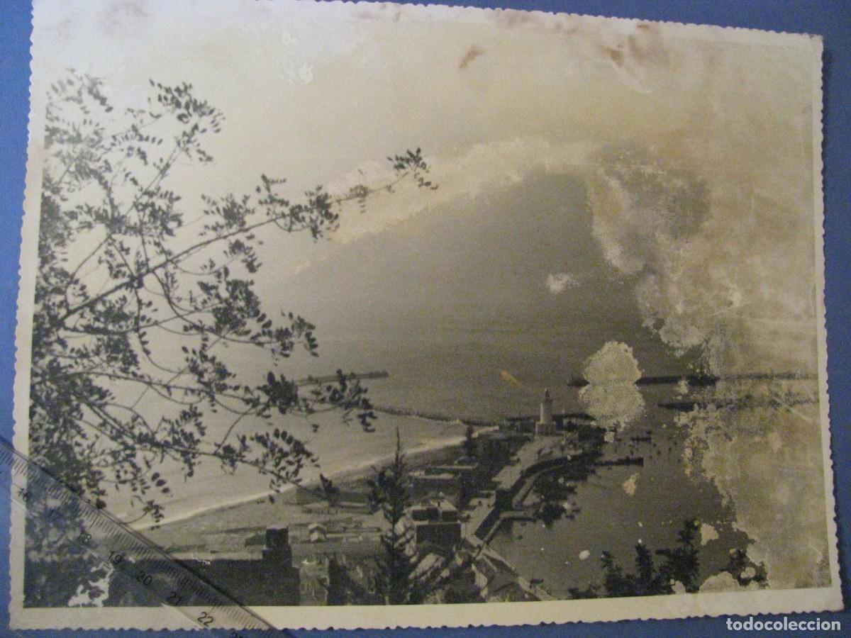 Fotograf&iacute;a antigua: ANTIGUA FOTO DE M&Aacute;LAGA. VISTA PARCIAL DEL PUERTO. 23X17 CM. TIENE DESPERFECTOS