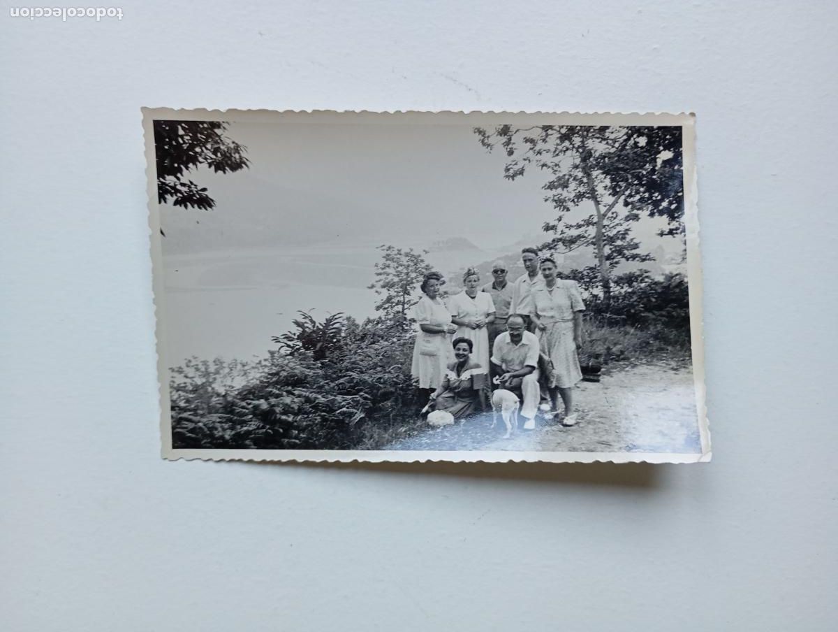 Antique Photography: ANTIGUA FOTOGRAF&Iacute;A PERSONAS JUNTO A LA COSTA. TDKP21T