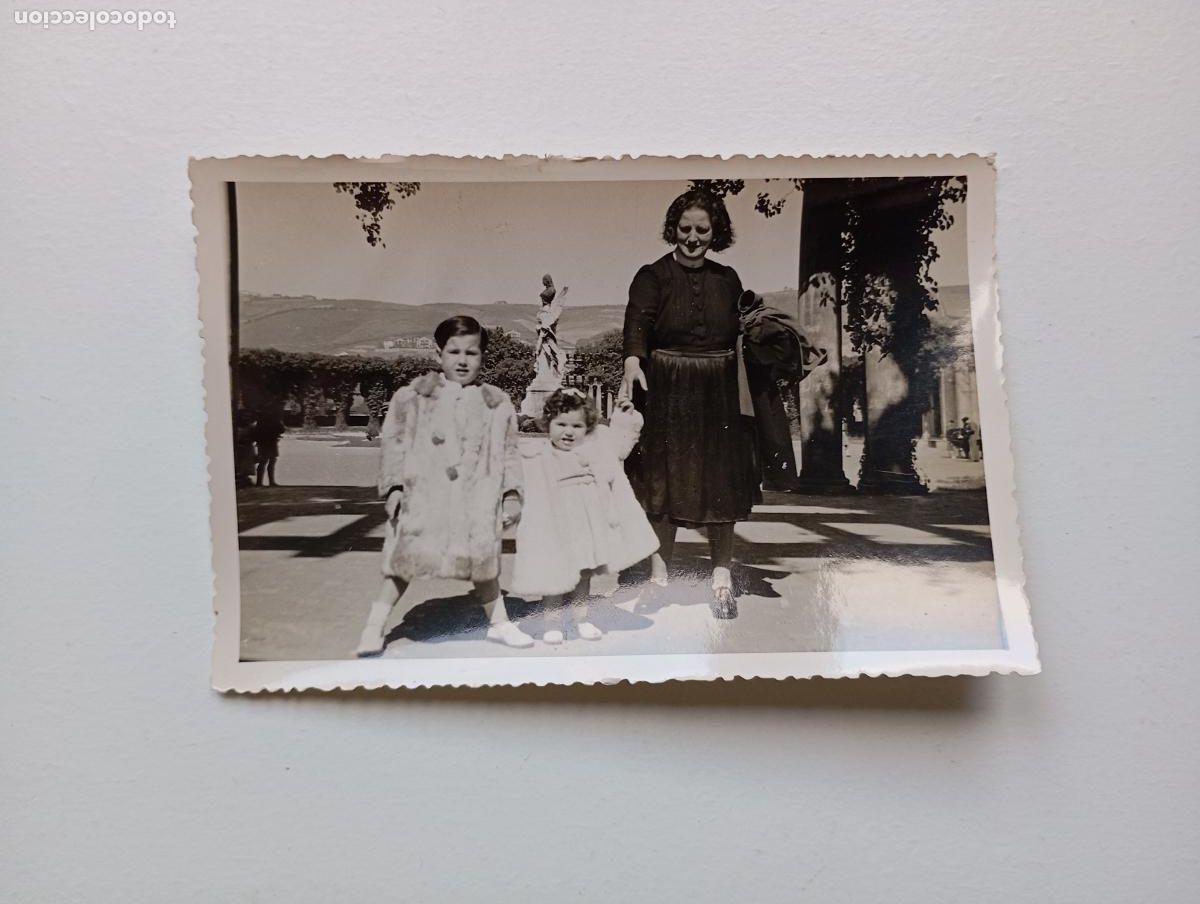 Antique Photography: ANTIGUA FOTOGRAF&Iacute;A MUJER CON DOS NI&Ntilde;OS EN UN PASEO. TDKP21T
