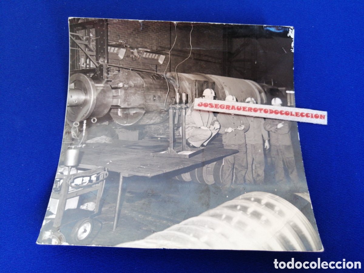 Fotografia antiga: OPERARIOS TRABAJANDO EN F&Aacute;BRICA FOTOGRAF&Iacute;A ANTIGUA SIGLO PASADO