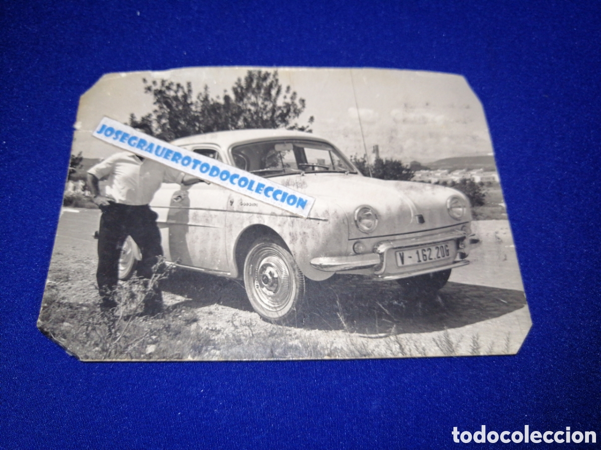 Antique Photography: RENAULT DAUPHINE COCHE CON MODELO FOTOGRAF&Iacute;A ANTIGUA