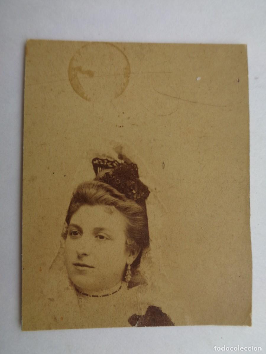 Antique Photography: FOTO DE ESTUDIO DE SE&Ntilde;ORA DEL SIGLO XIX . RECORTADA