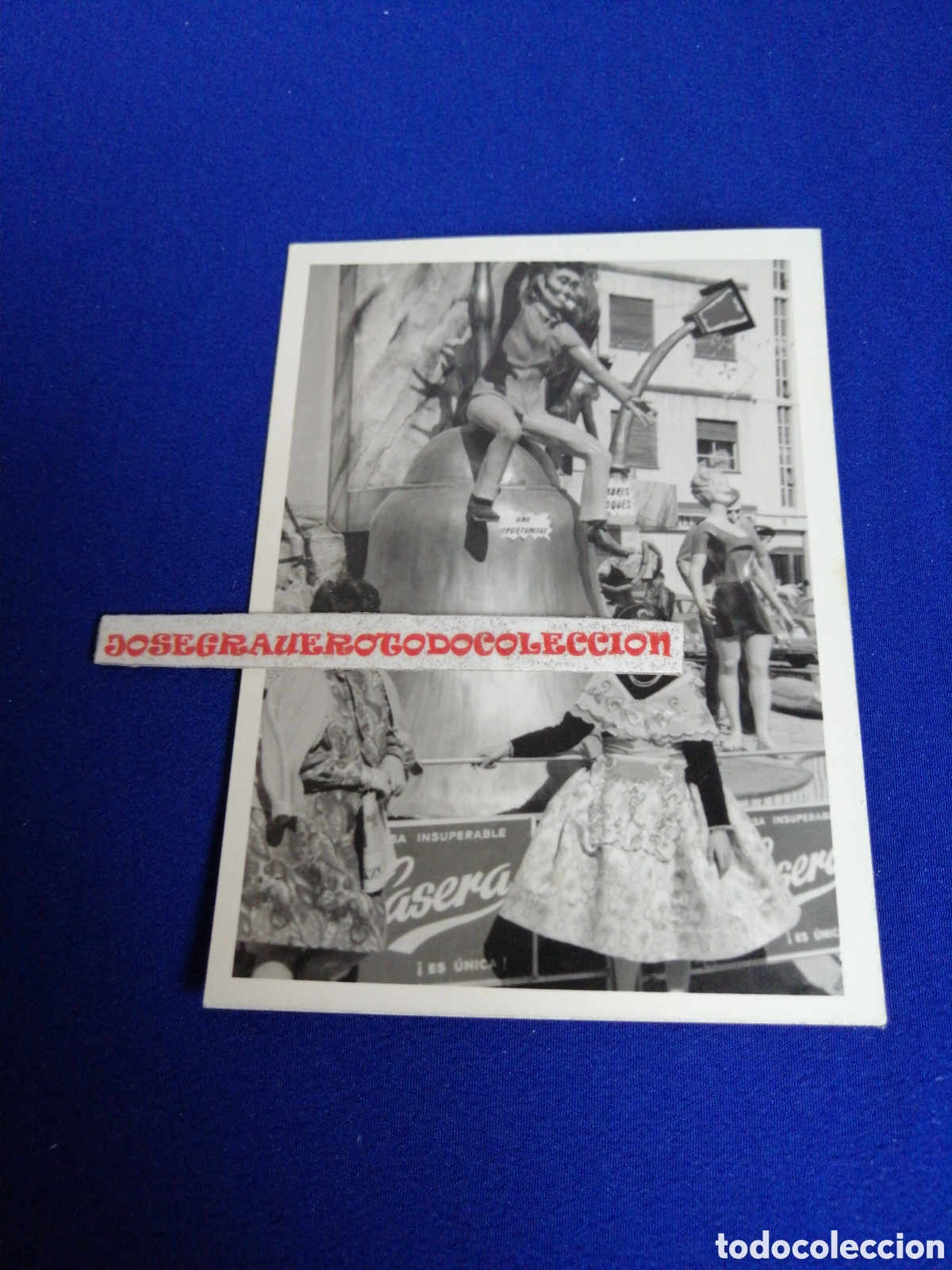 Fotografia antica: FALLAS DE VALENCIA FALLERA MODELO POSANDO PUBLICIDAD LA CASERA FOTOGRAF&Iacute;A ANTIGUA