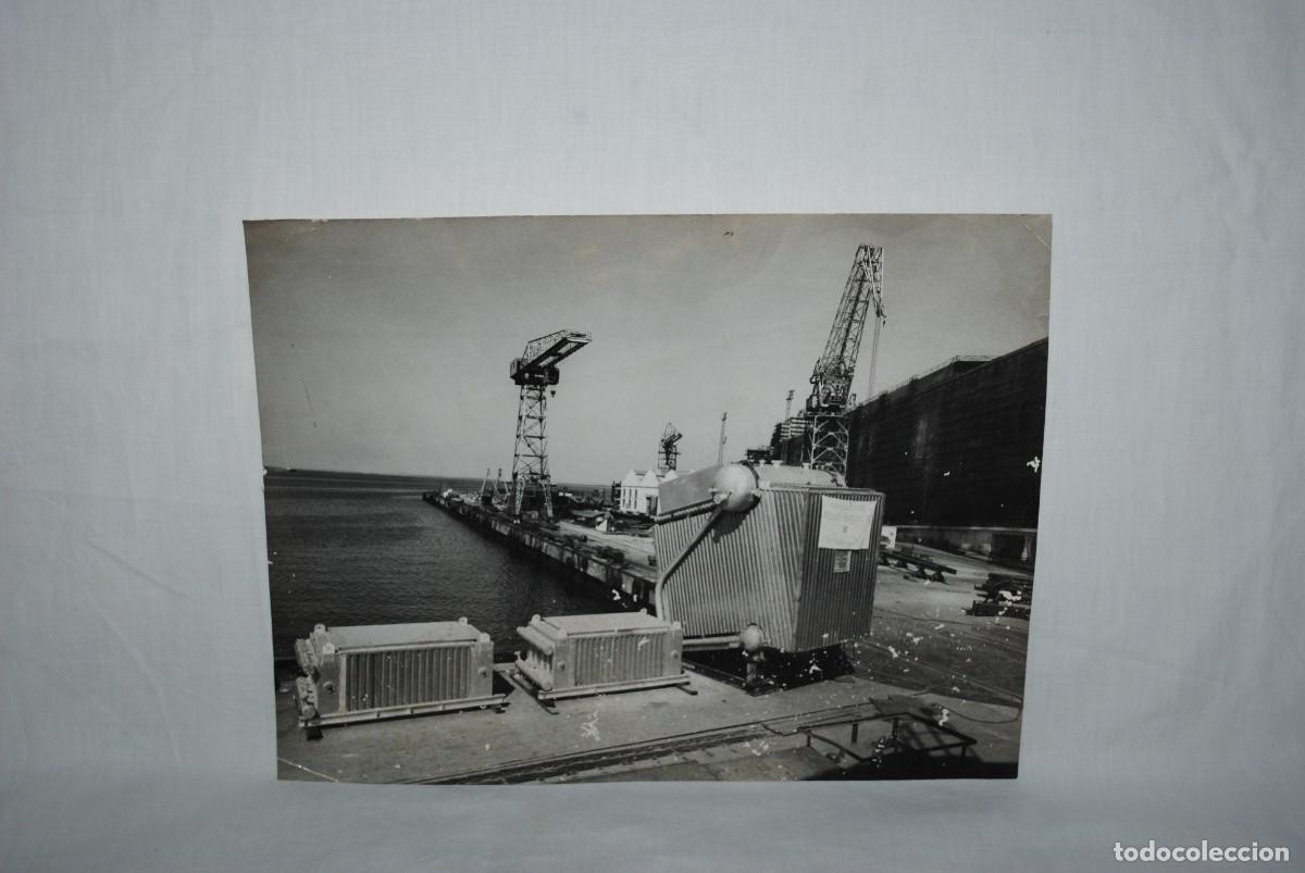 Antique Photography: VISTA DE TRASLADO DE ELEMENTOS ELECTRICOS .