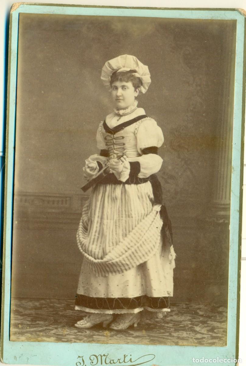 Fotografia antica: DAMA CATALANA. DOLORES BOLET DE VENTALL&Oacute;. HACIA 1880. BARCELONA. TIPO CABINET.
