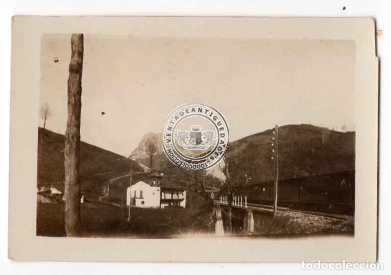 Fotografia antica: FOTOGRAFIA ANTIGUA, TREN PASANDO EL SALTO DEL POLLO CARRANZA, A&Ntilde;O 1918, FOTO PAIS VASCO