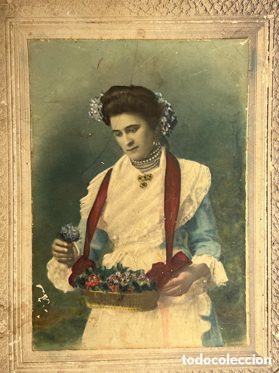 Fotografia antica: VALENCIA J. Derrey.. la vendedora de Ramitos de Violetas.. Antigua fotograf&iacute;a coloreada (h.1870?)