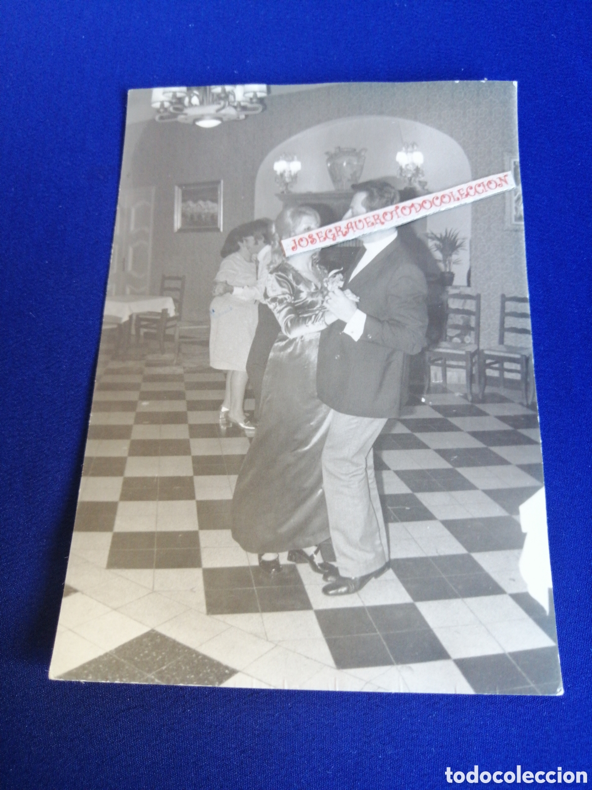 Fotografia antica: MODELOS BAILANDO A&Ntilde;O 1971 FOTOGRAF&Iacute;A ANTIGUA