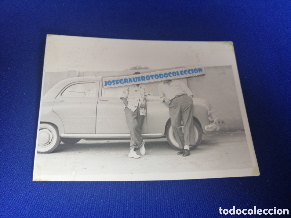 Fotografia antica: COCHE ANTIGUO CON MODELOS FOTOGRAF&Iacute;A ANTIGUA SIGLO PASADO