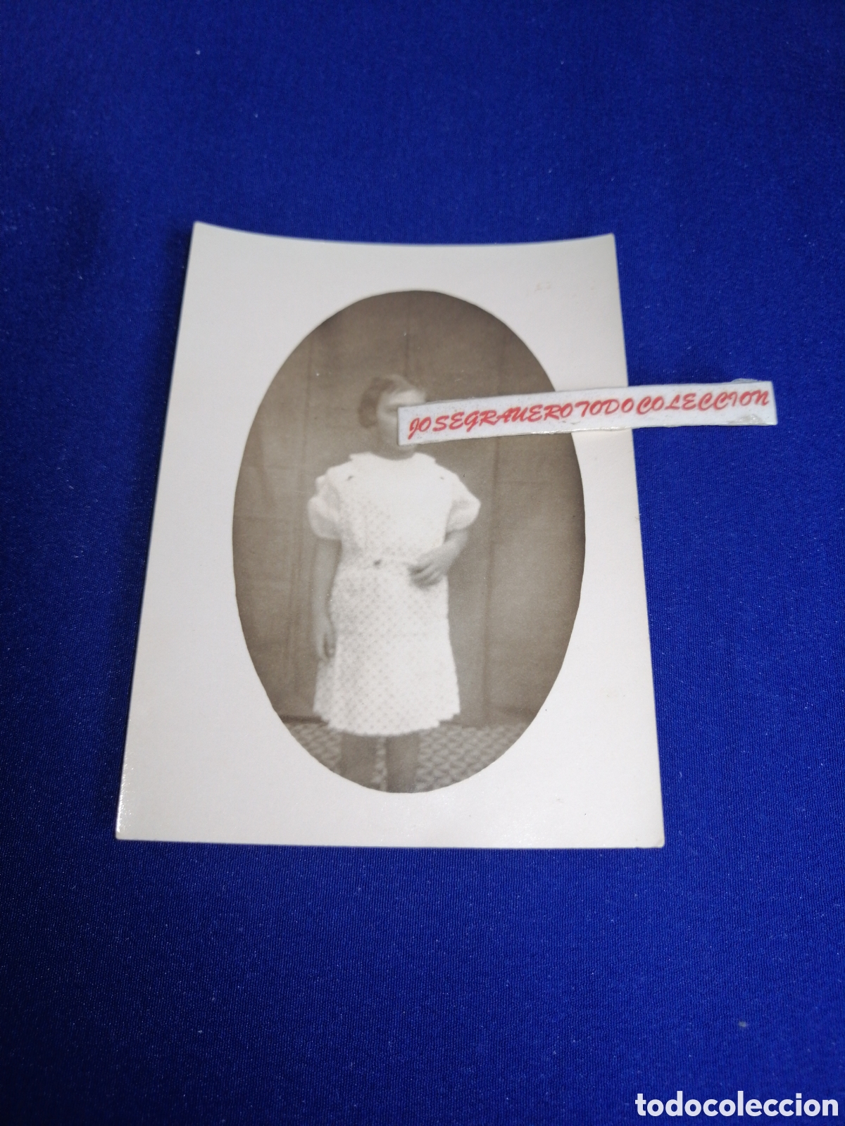 Fotograf&iacute;a antigua: NI&Ntilde;A MODELO POSANDO FOTOGRAF&Iacute;A ANTIGUA SIGLO PASADO