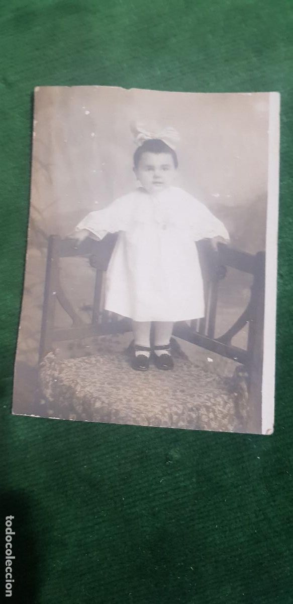 Antique Photography: NI&Ntilde;A EN ESTUDIO FOTOGRAFICO