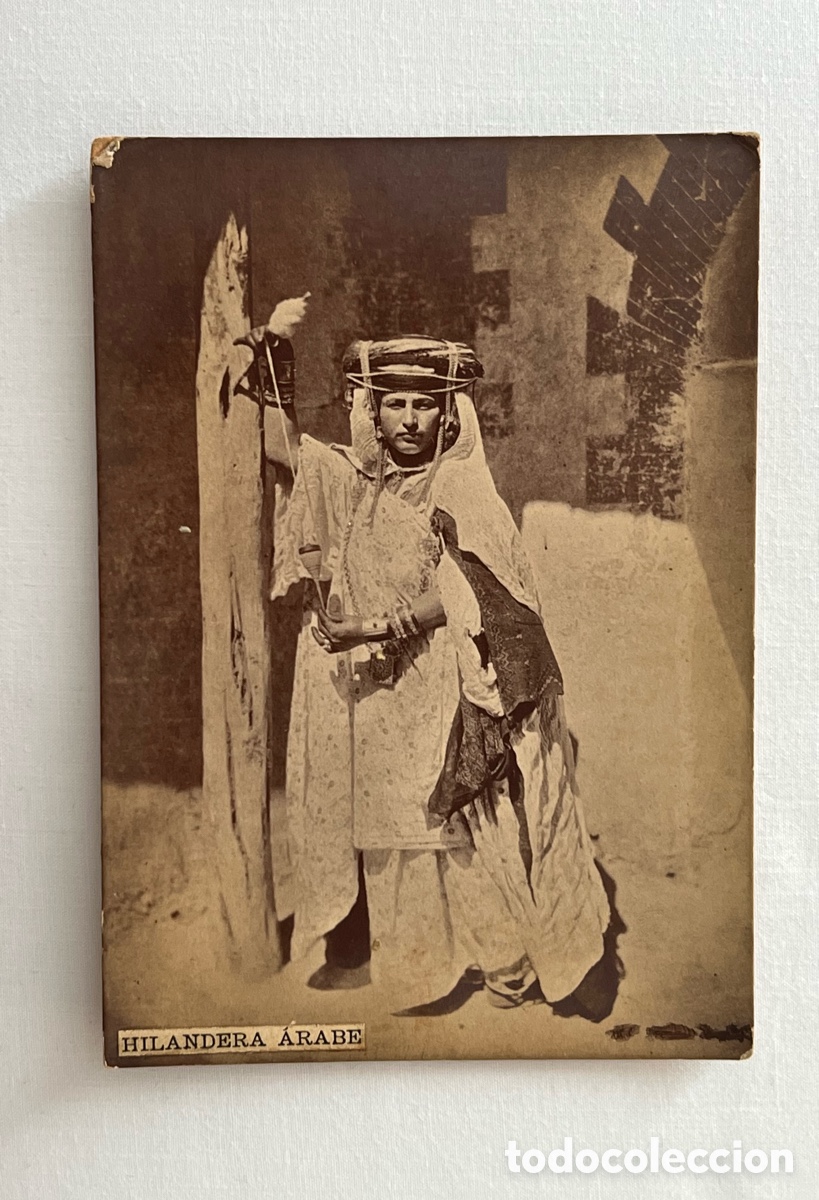 Antique Photography: HILANDERA &Aacute;RABE.. Portrait de femme alg&eacute;rienne, Ouled Nahil, par Alexandre Leroux ? (h.1910?)