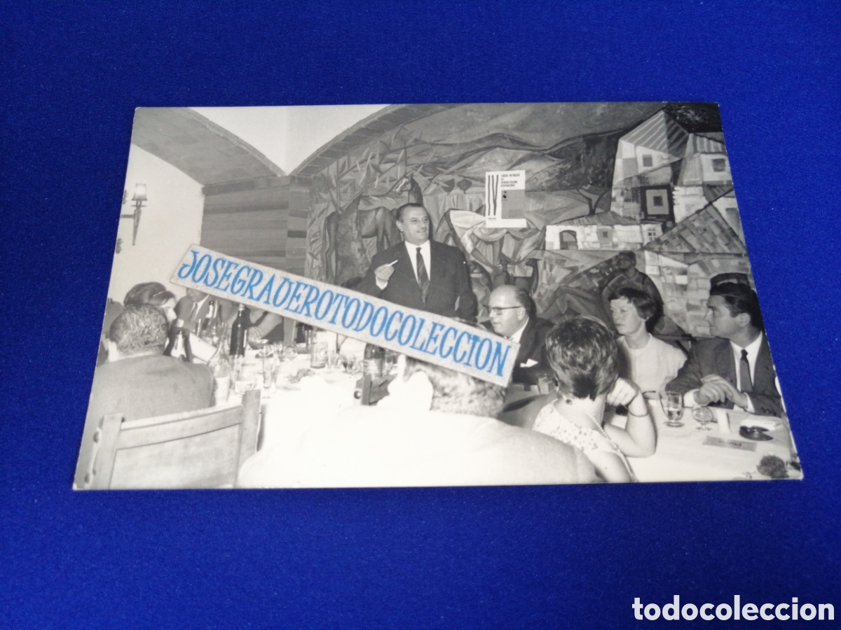 Fotografia antica: ENTREGA DIPLOMAS DEL IV CURSO REHABILITACI&Oacute;N RESPIRATORIA DOCTORES PURSELL Y GODAY BARCELONA 1967