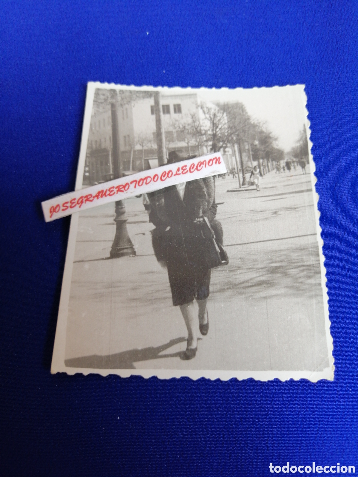 Fotografia antica: BARCELONA MODELO POSANDO A&Ntilde;O 1948 CON SELLO FOTOGR&Aacute;FICO