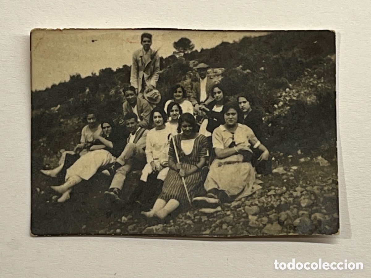 Antique Photography: ALBORACHE Valencia. Fotograf&iacute;a Grupo de excursi&oacute;n tomando los aires del campo (h.1900?)