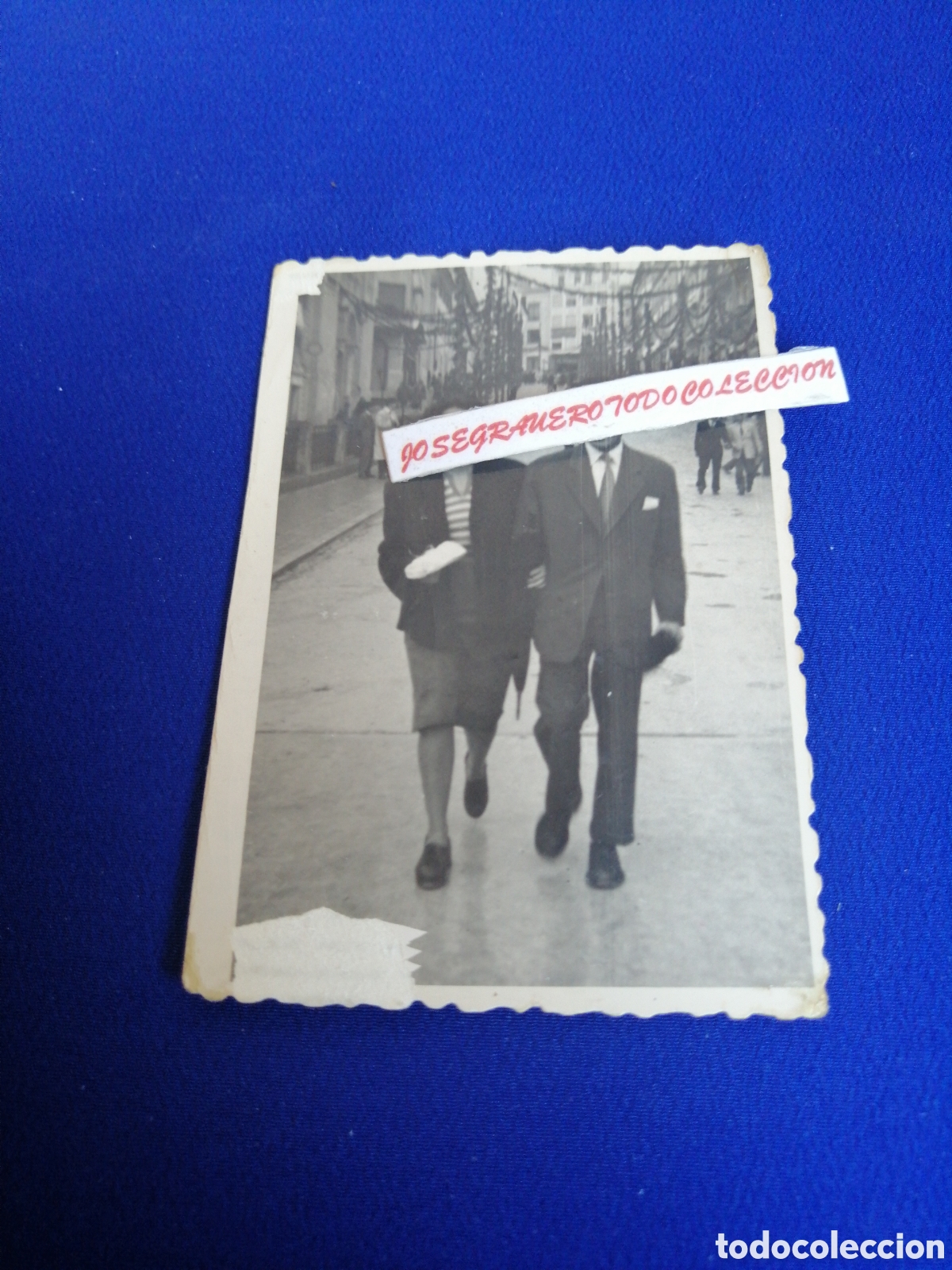 Fotografia antica: ALCOY (ALICANTE) FIESTAS DE ALCOY- SAN JORGE - A&Ntilde;O 1949 CON MODELOS PASEANDO