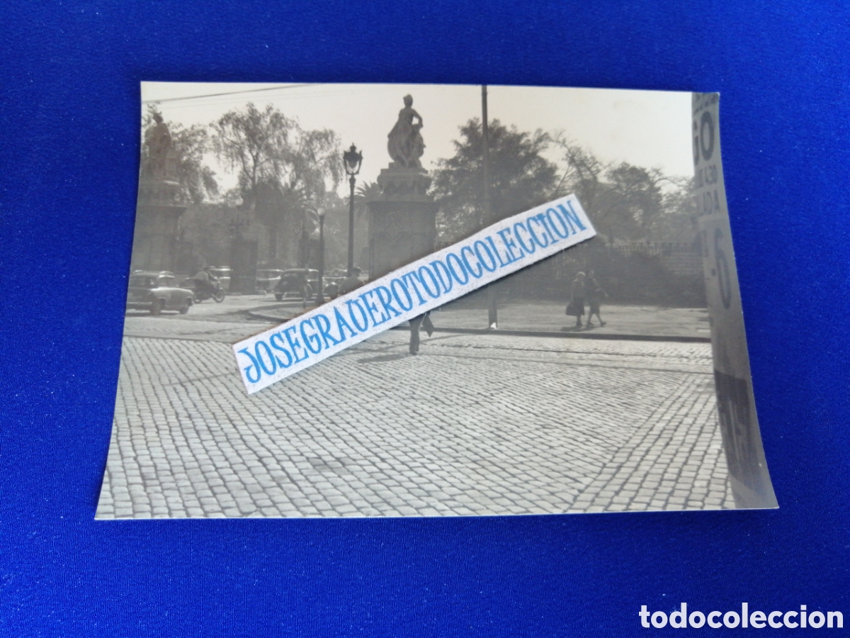 Fotografia antica: BARCELONA - PARQUE CIUDADELA ENTRADA - CARTEL EN POSTE FOTOGRAF&Iacute;A ANTIGUA SIGLO PASADO