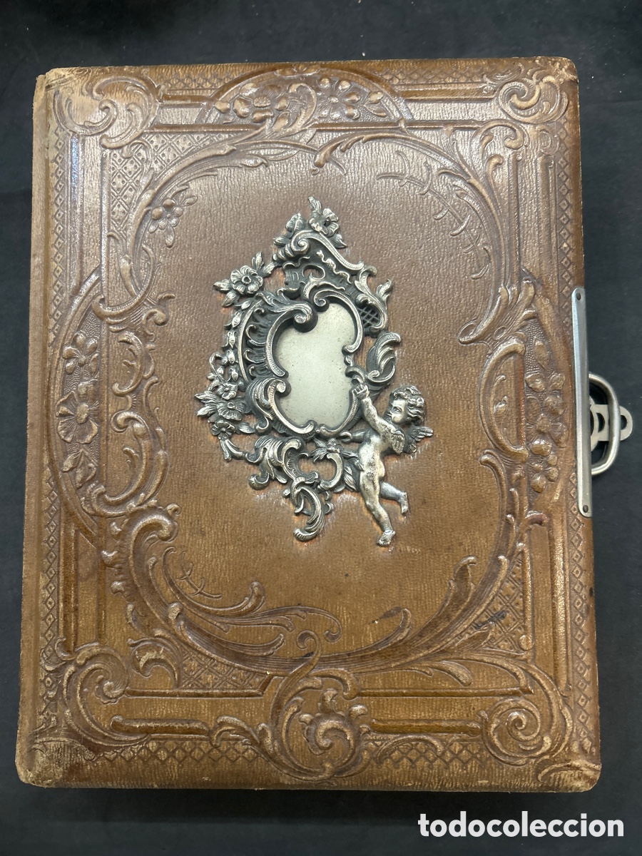 Fotografia antica: Antiguo &aacute;lbum de fotos siglo XIX. Cuero repujado y 28 Fotograf&iacute;as