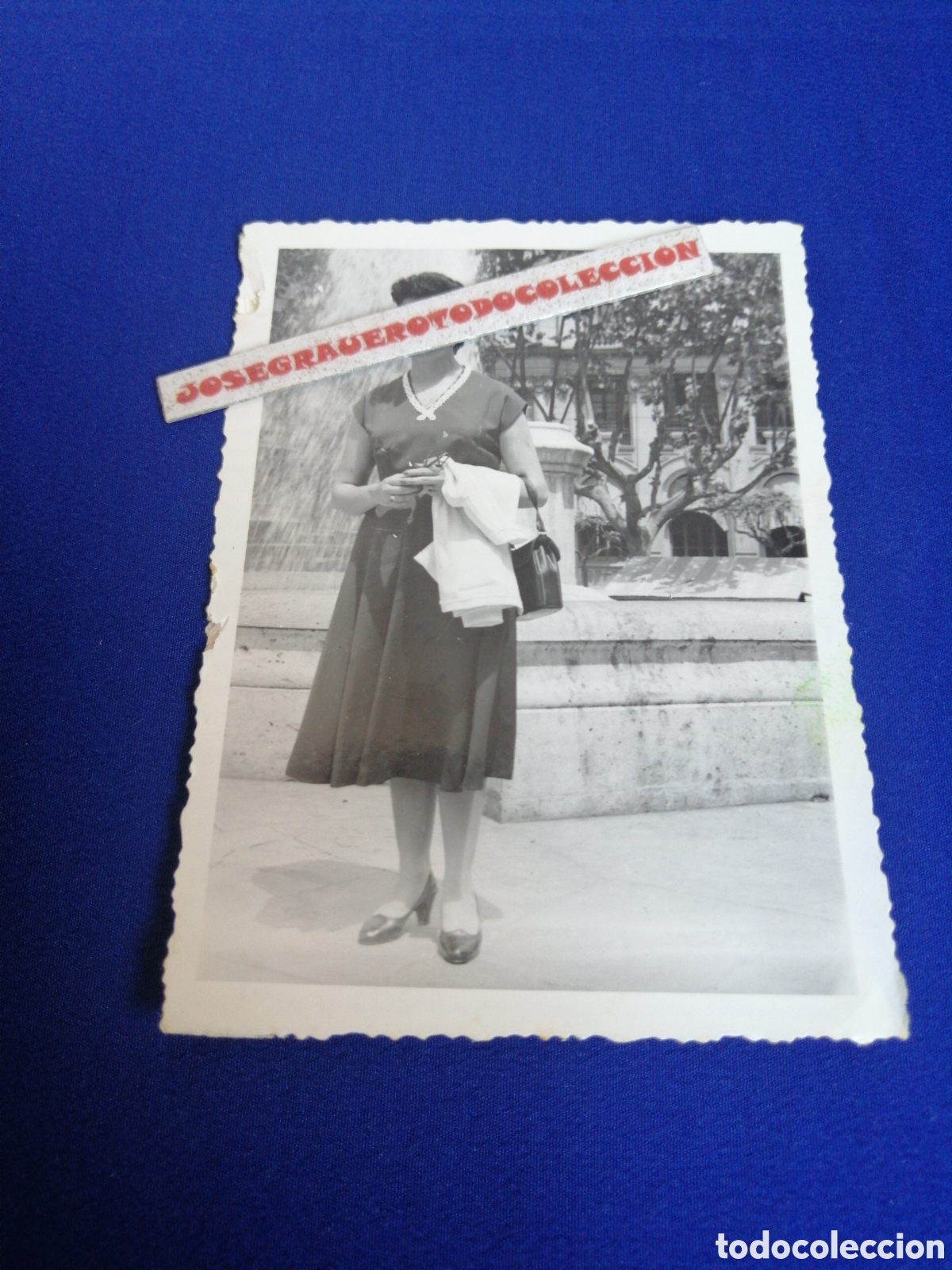 Antique Photography: VALENCIA PLAZA DEL. CAUDILLO MODELO POSANDO FUENTE A&Ntilde;O 1955 FOTOGRAF&Iacute;A ANTIGUA SIGLO PASADO