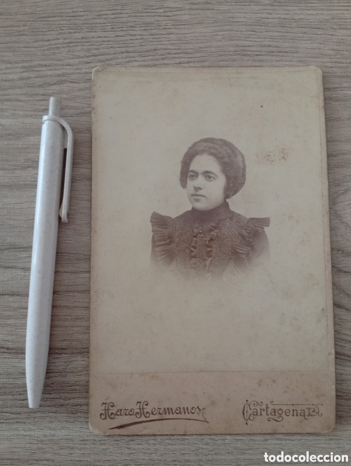 Antique Photography: Fotograf&iacute;a dama alta sociedad Cartagena.murcia.fotografos hermanos Haro.albumina.