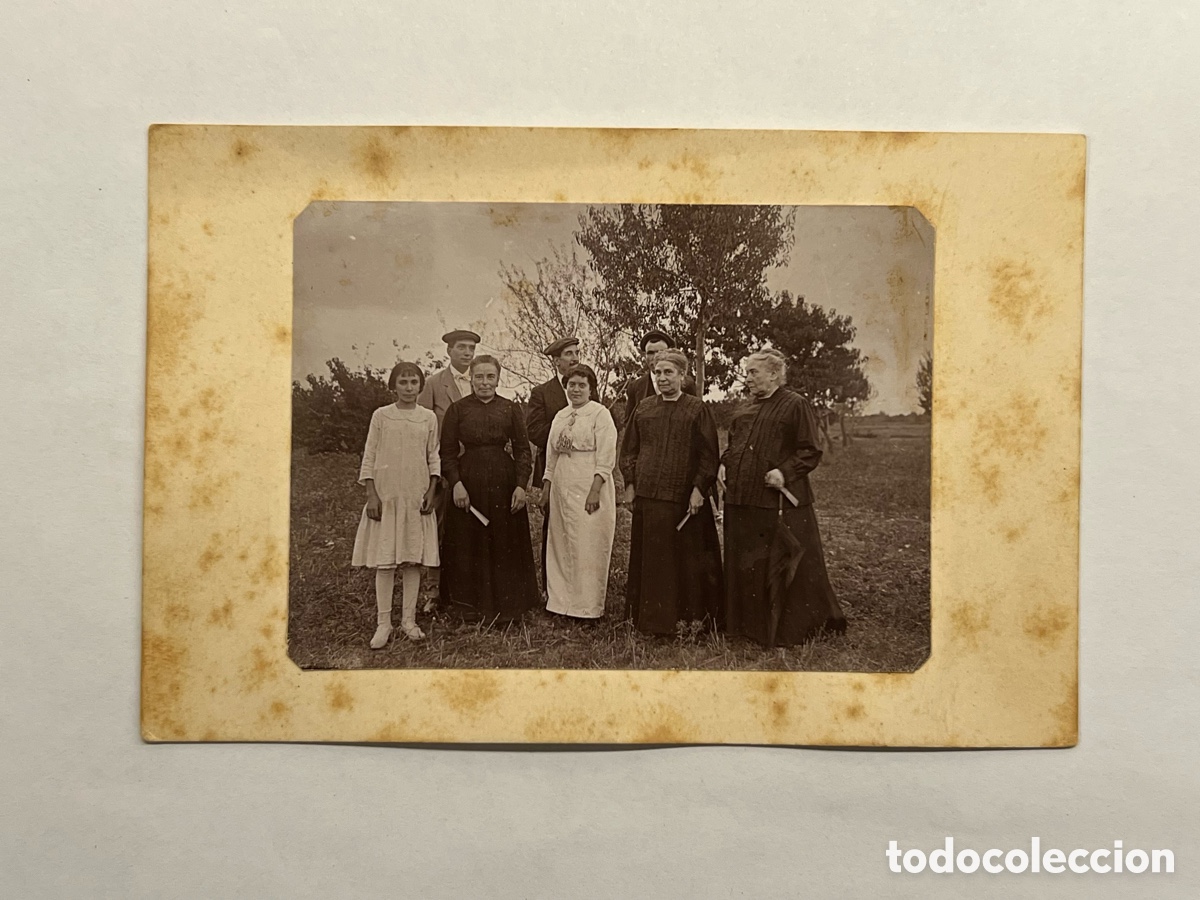 Fotografia antica: MANRESANOS&hellip; fotograf&iacute;a grupo familiar (h.1890?)
