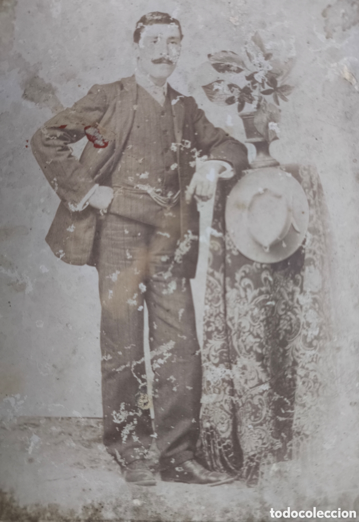Antique Photography: ALB&Uacute;MINA FOTOGRAF&Iacute;A RETRATO DE ESTUDIO CABALLERO FOTOGR&Aacute;FO TIMOTEO MOSCARD&Oacute; VALENCIA C. 1900