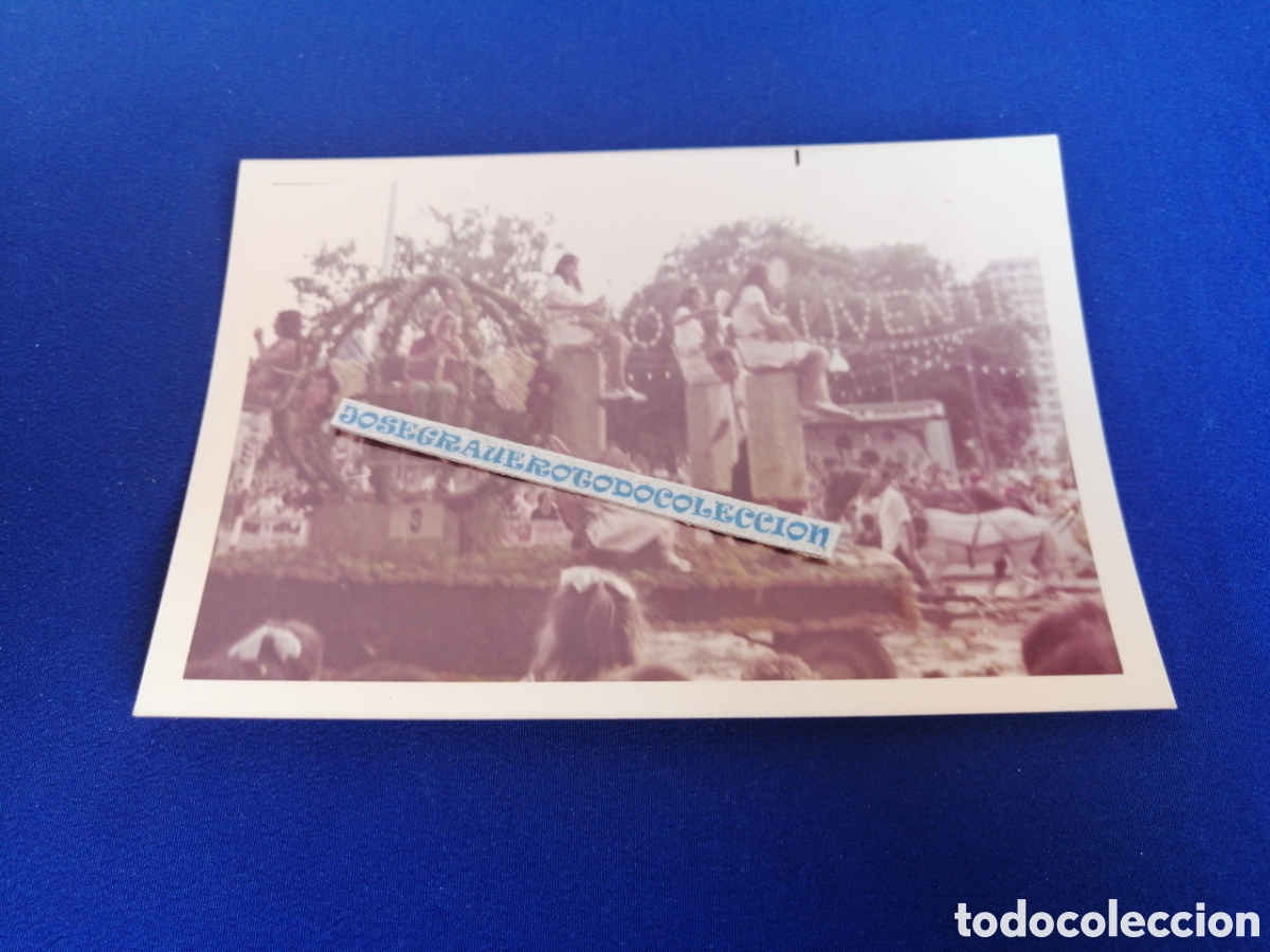 Antique Photography: VALENCIA - FERIA DE JULIO - BATALLA DE LAS FLORES - PUBLICIDAD AGUILA IMPERIAL CERVEZA FOTOGRAF&Iacute;A