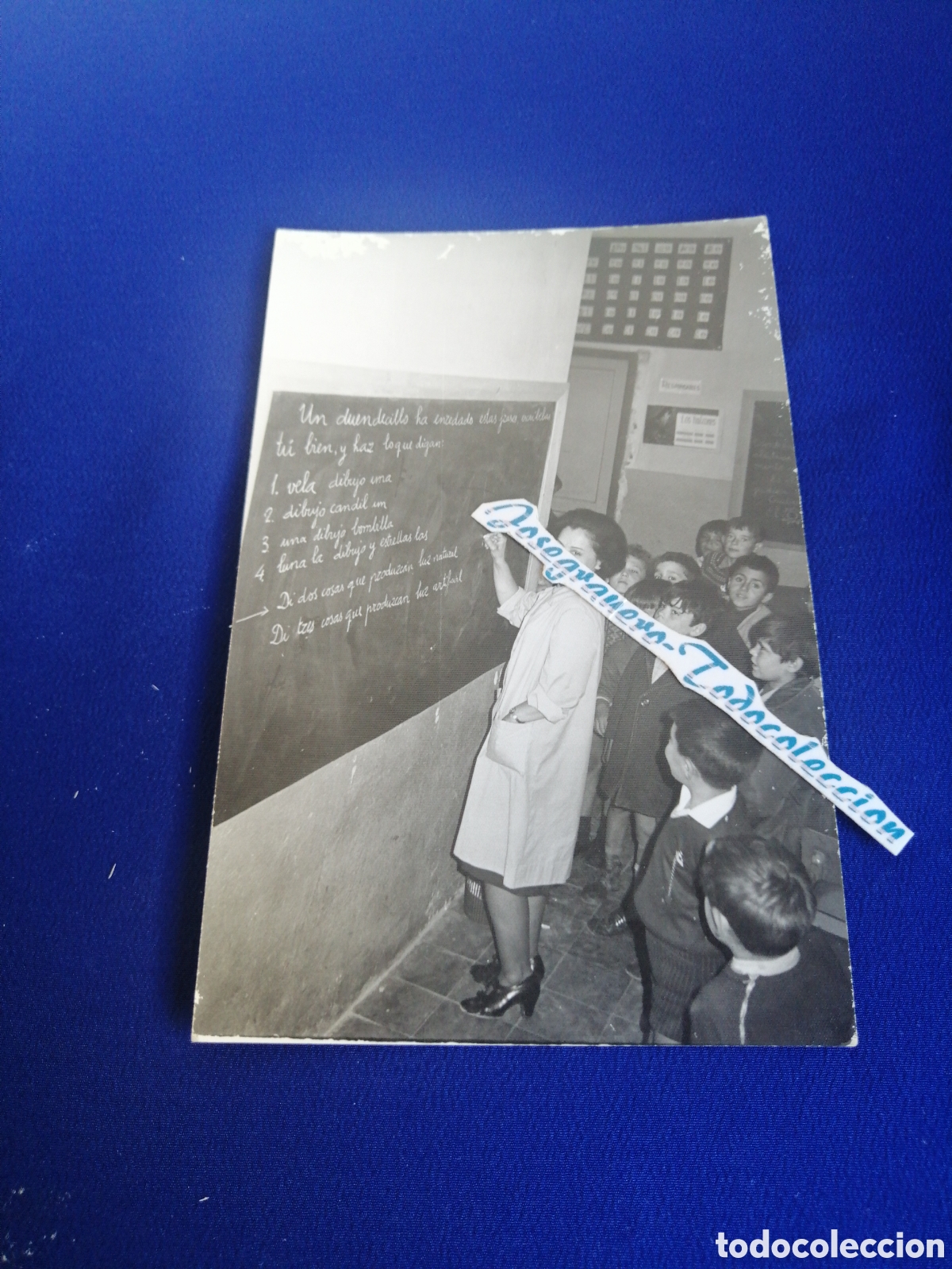 Photographie ancienne: COLEGIO MAESTRA EN LA PIZARRA ENSE&Ntilde;ANDO FOTOGRAF&Iacute;A ANTIGUA SIGLO PASADO