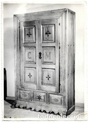 Antique Photography: FOTOGRAFIA ANTIGUA DE ARMARIO DE MADERA DE SACRISTIA SOBRE 1950 - ALBUMINA-4086