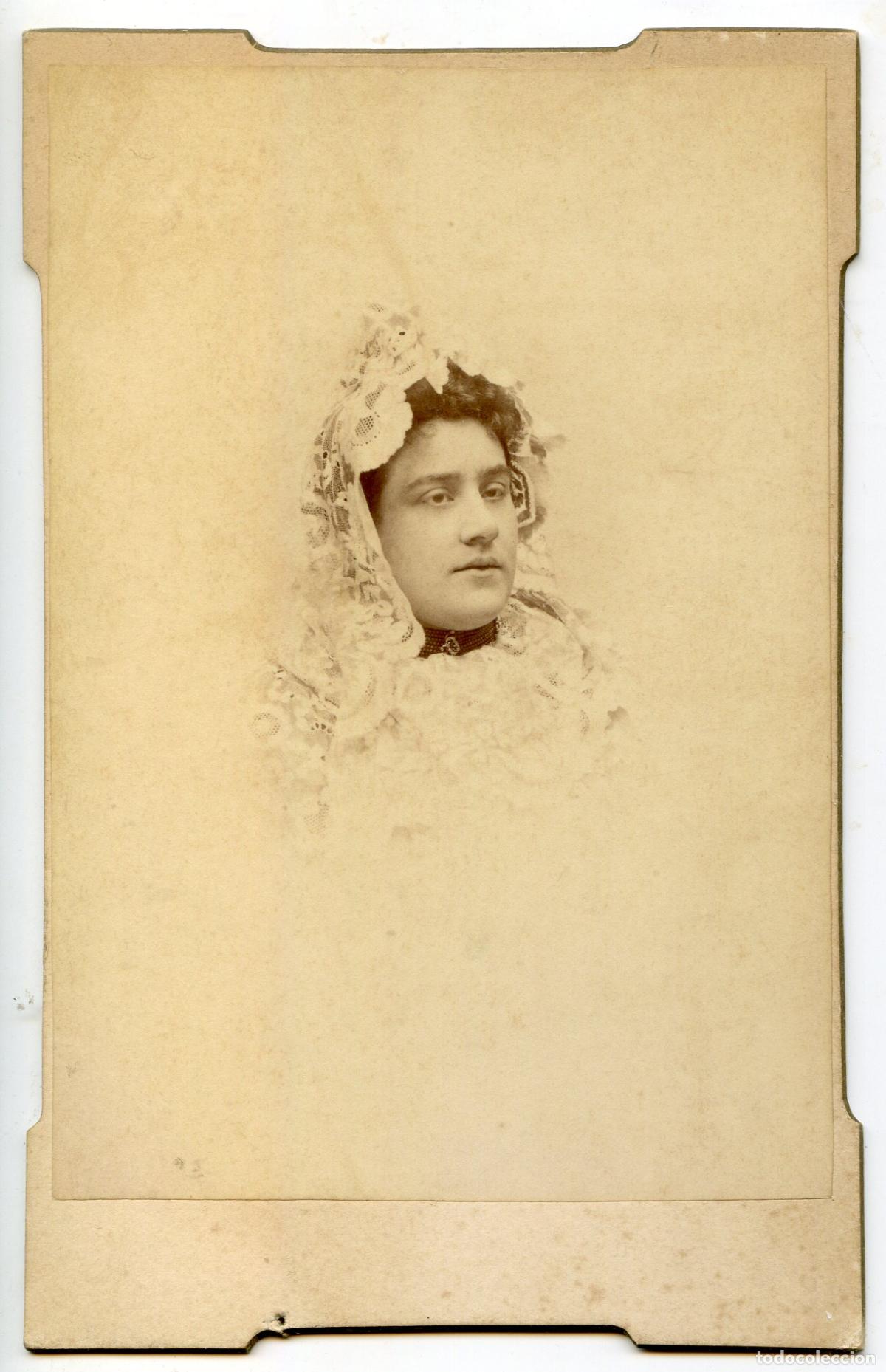Antique Photography: Retrato de dama con mantilla, foto cabinet, Amalso Aficionado, ver foto adicional