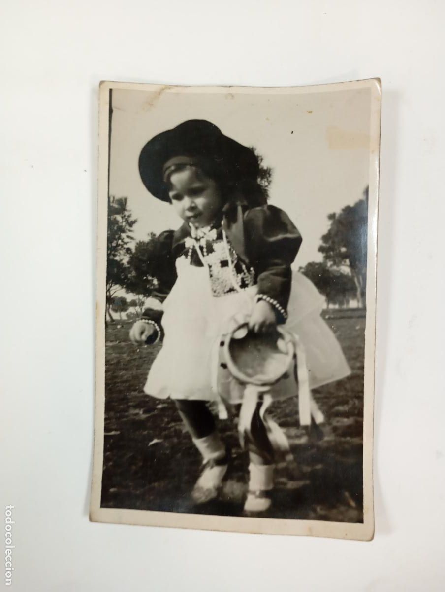 Antique Photography: ANTIGUA FOTOGRAF&Iacute;A NI&Ntilde;A CON PANDERETA. TDKP27C