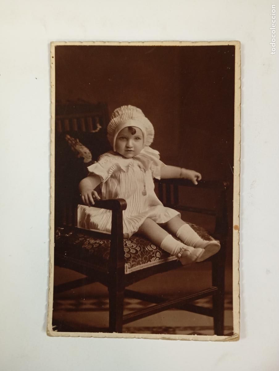 Antique Photography: ANTIGUA FOTOGRAF&Iacute;A NI&Ntilde;A SENTADA EN SILLA. TDKP27C