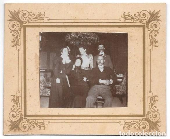 Antique Photography: FOTOGRAFIA DE REUNION DE PERSONAS, SOBRE 1900. SIN DATOS DE FOTOGRAFO - ALBUMINA-4142