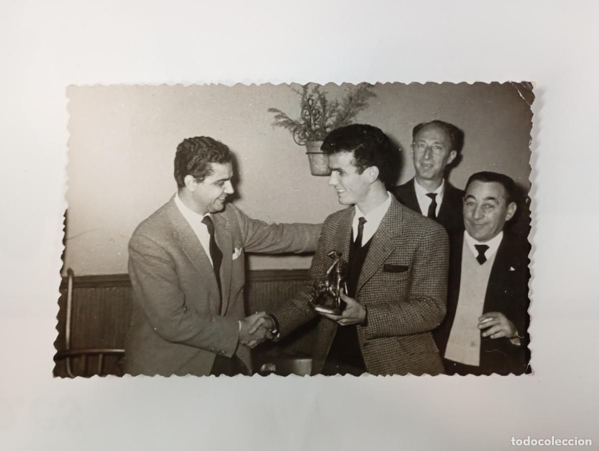 Antique Photography: ANTIGUA FOTOGRAF&Iacute;A HOMBRES CELEBRACI&Oacute;N TAURINA TROFEO. TDKP27F