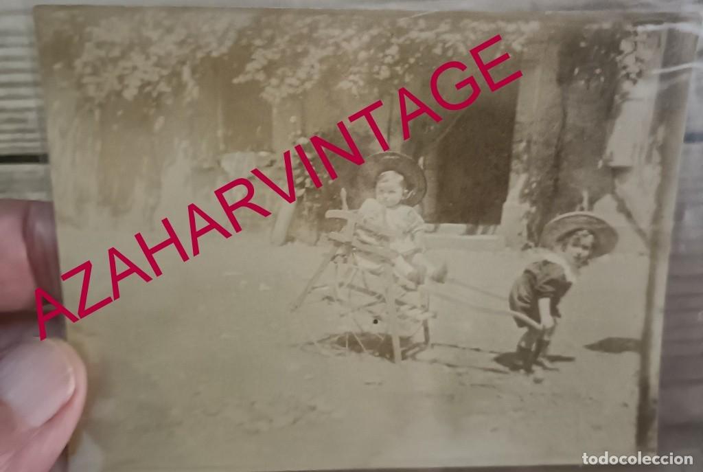 Antique Photography: SIGLO XIX, ALBUMINA, NI&Ntilde;OS JUGANDO CON UN CARRITO, 114X86MM