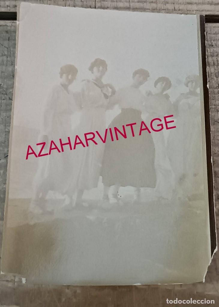 Antique Photography: SIGLO XIX, ALBUMINA SE&Ntilde;ORITAS EN UN DIA DE PLAYA, 60X86MM