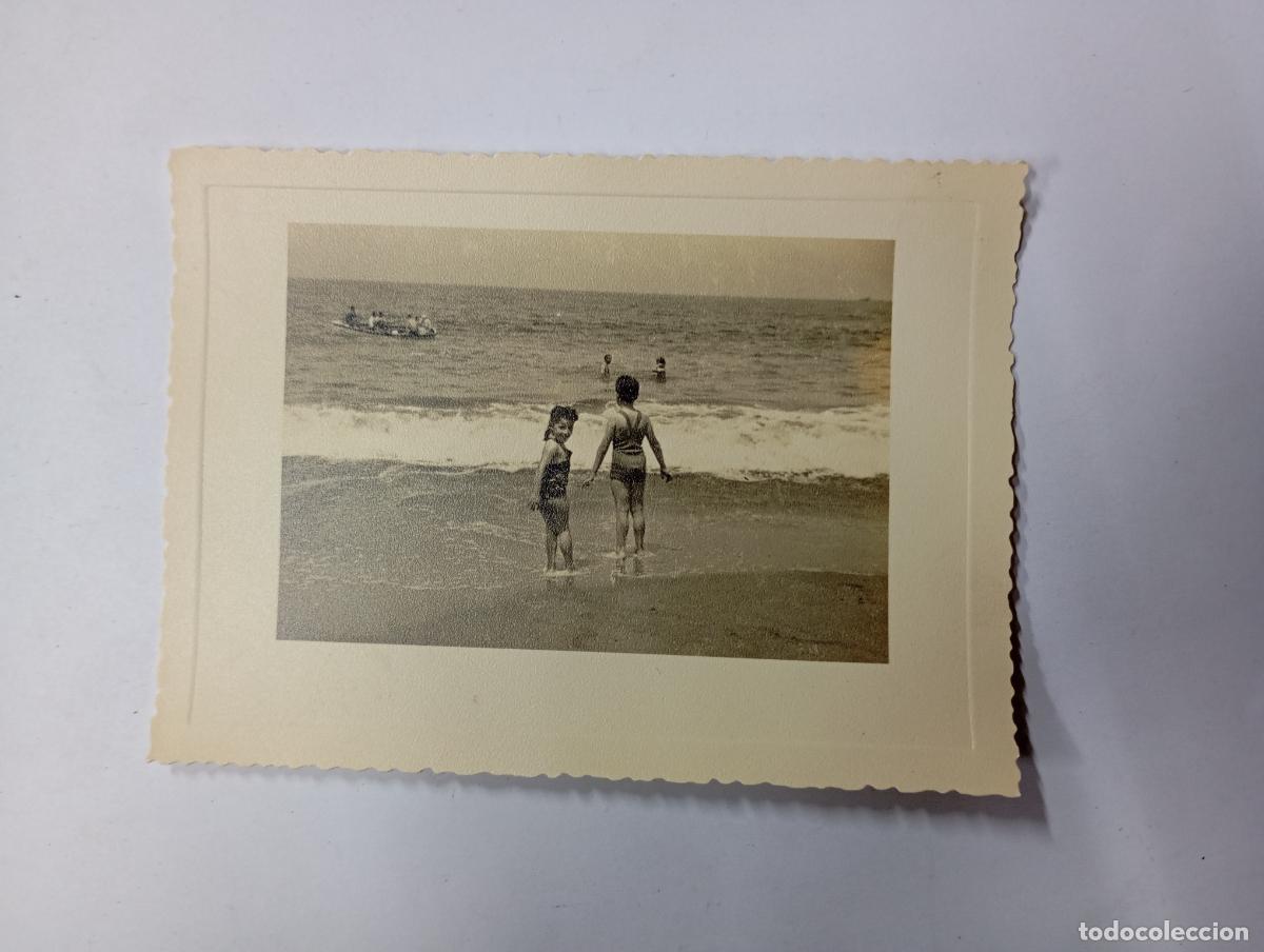 Fotografia antica: ANTIGUA FOTOGRAF&Iacute;A NI&Ntilde;OS EN LA PLAYA. TDKP27L