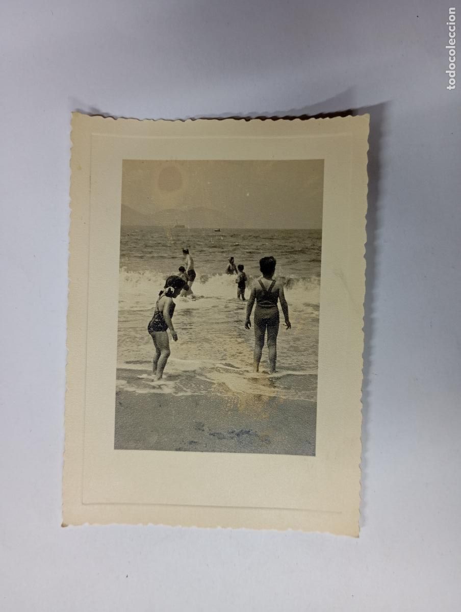 Fotografia antica: ANTIGUA FOTOGRAF&Iacute;A NI&Ntilde;OS EN LA PLAYA. TDKP27L