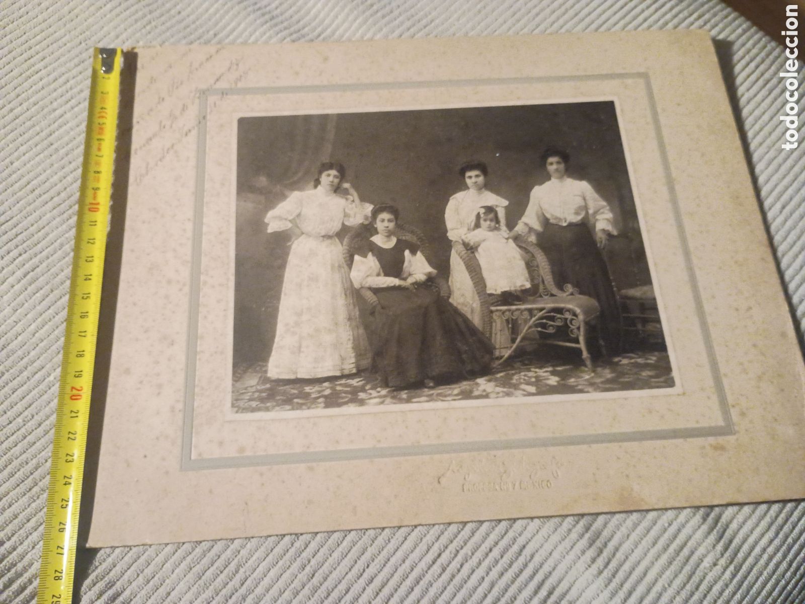 Fotografia antica: CP gran fotograf&iacute;a grupo de mujeres y ni&ntilde;as. Foto Napoleon. Profesa n&uacute;m. 7 M&eacute;xico DF. A&ntilde;o 1908