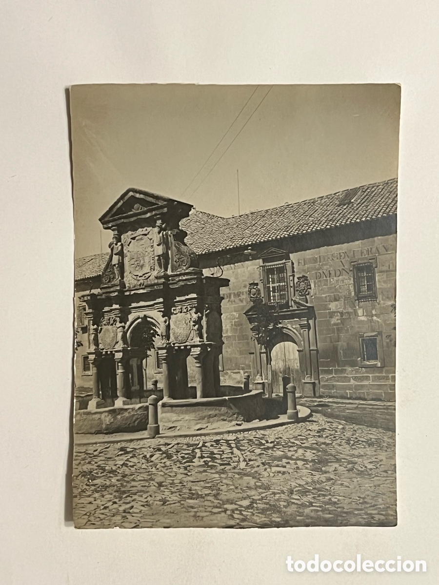 Antique Photography: BAEZA (Jaen) Fuente de Santa Maria.. Antigua Albumina (h.1900?) an&oacute;nimo