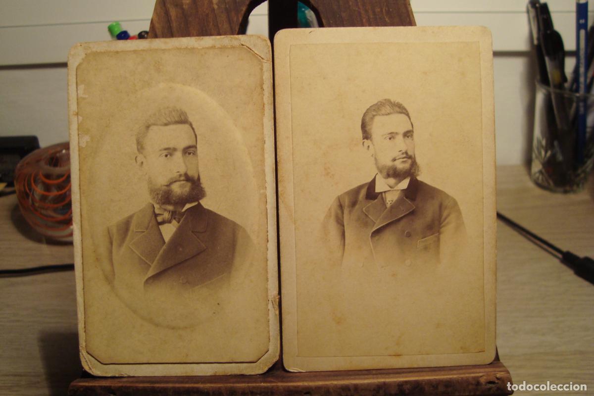 Alte Fotografie: DOS ANTIGUAS FOTOGRAFIAS MISMO CHICO. FOTO LARAUZA BARCELONA. FINALES XIX