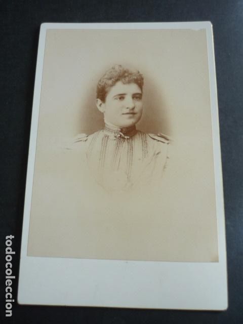 Fotografia antica: SORIA RETRATO DE MUJER AGAPITO CASADO FOTOGRAFO ALBUMINA SIGLO XIX 11 X 17 CMS