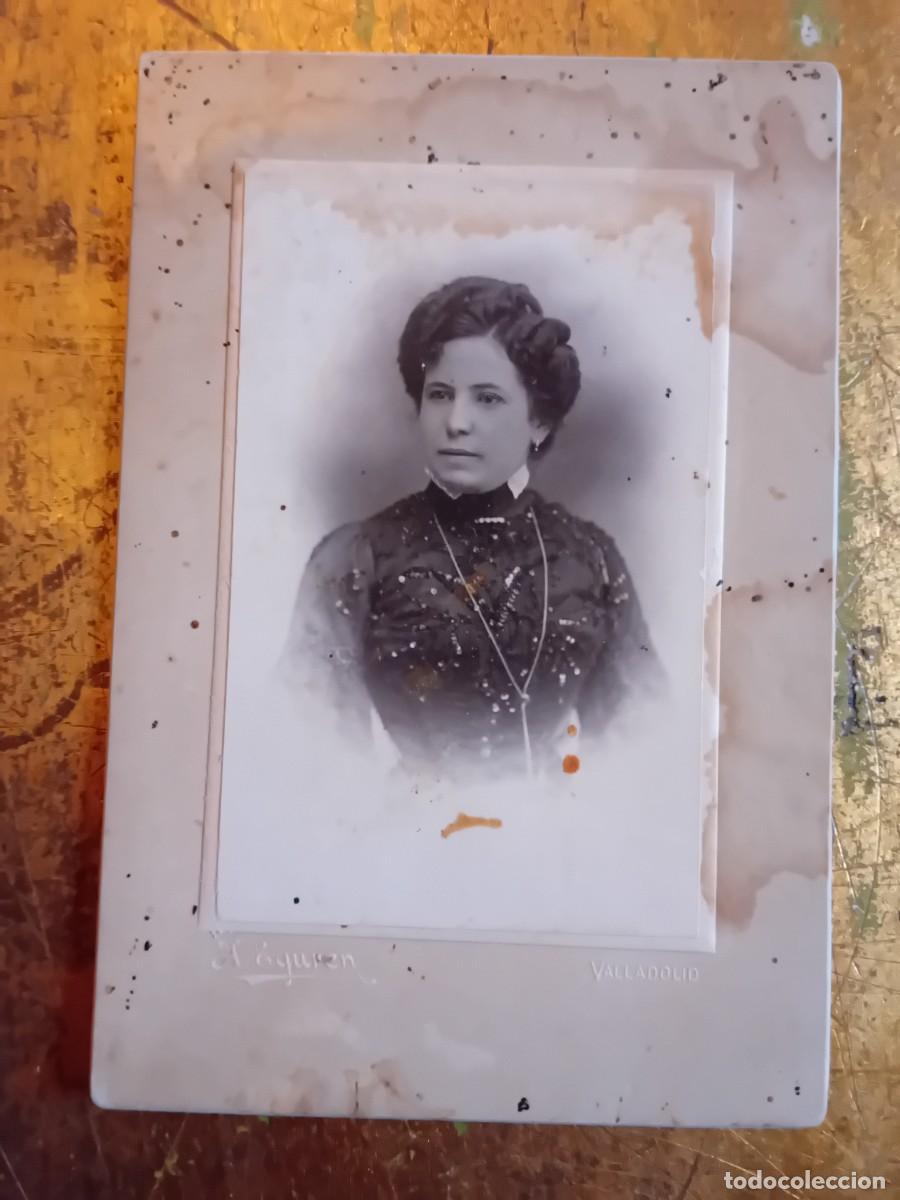Fotografia antiga: Busto de mujer fot&oacute;grafo, A.Eguren Valladolid,1910/1920.