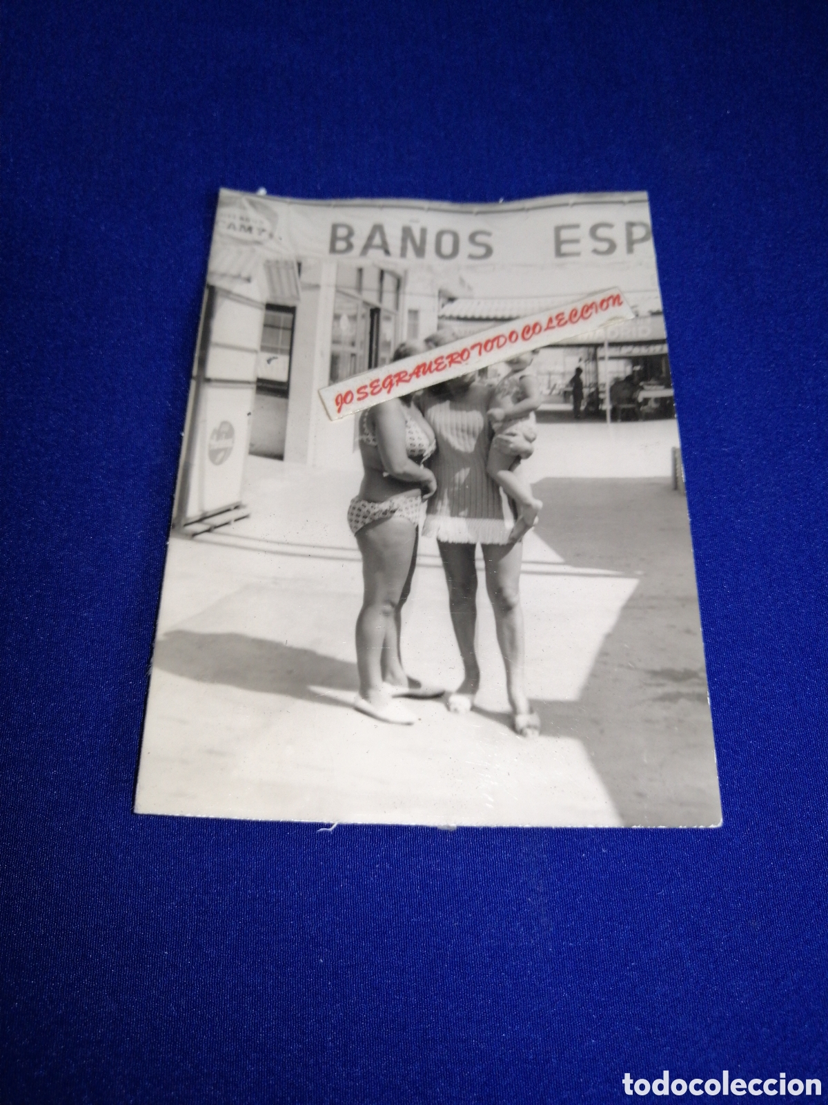 Fotografia antica: MODELOS EN BA&Ntilde;ADOR - BA&Ntilde;OS ESPA&Ntilde;A - PLAYA DE LA MALVARROSA - HELADOS CAMY- HELADOS AVIDESA FOTO