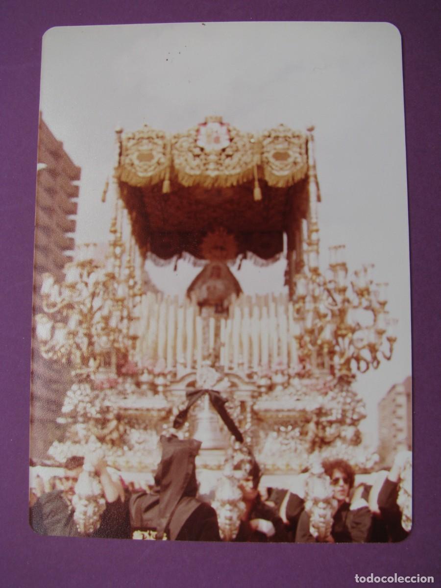 Fotografia antiga: FOTO DE SEMANA SANTA DE MALAGA. 1982. 12,5X9 CM