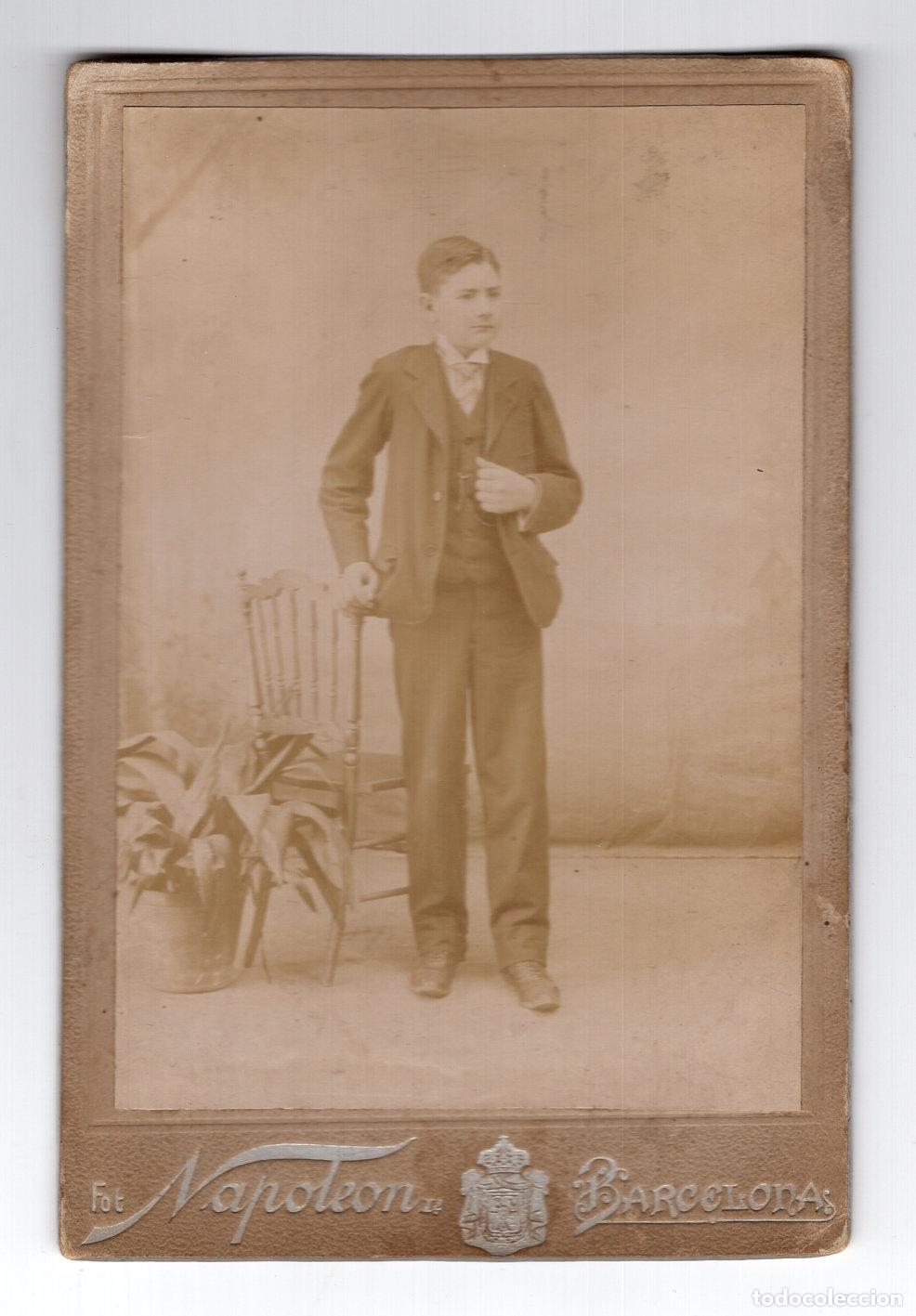 Fotograf&iacute;a antigua: Retrato de adoldescente ■ Antonio Nolla - Napole&oacute;n, Barcelona
