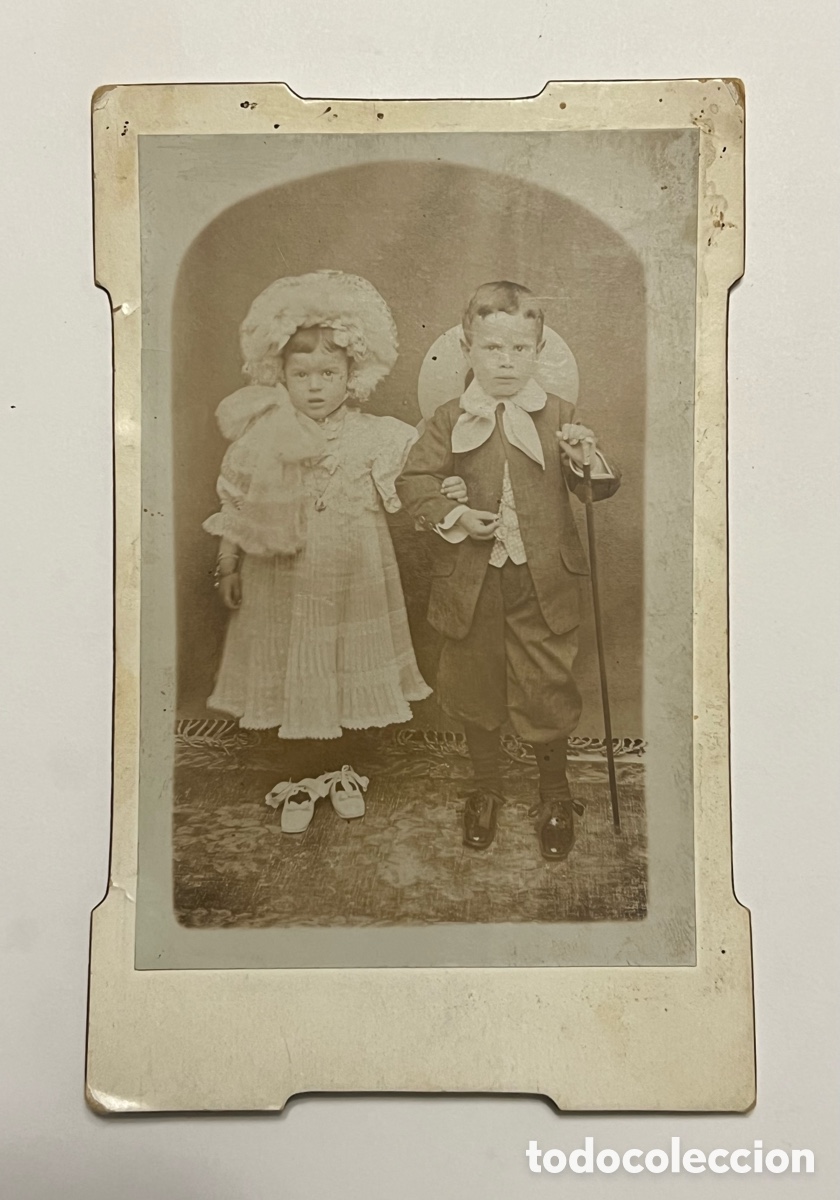 Fotografia antiga: NI&Ntilde;OS, Vestidos a la moda de la &eacute;poca.. (fin Siglo XIX) Retrato an&oacute;nimo.. Med&iacute;das: 10,5 x 16,5 cm
