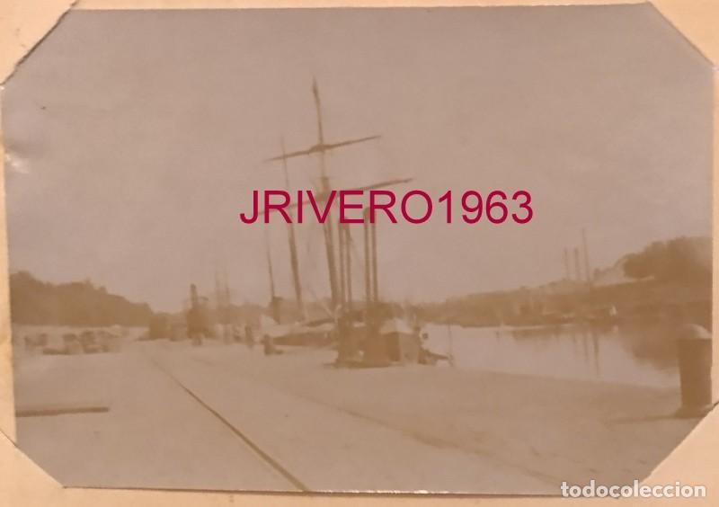 Fotograf&iacute;a antigua: SEVILLA, SIGLO XIX, VISTA DEL PUERTO, 100X68MM