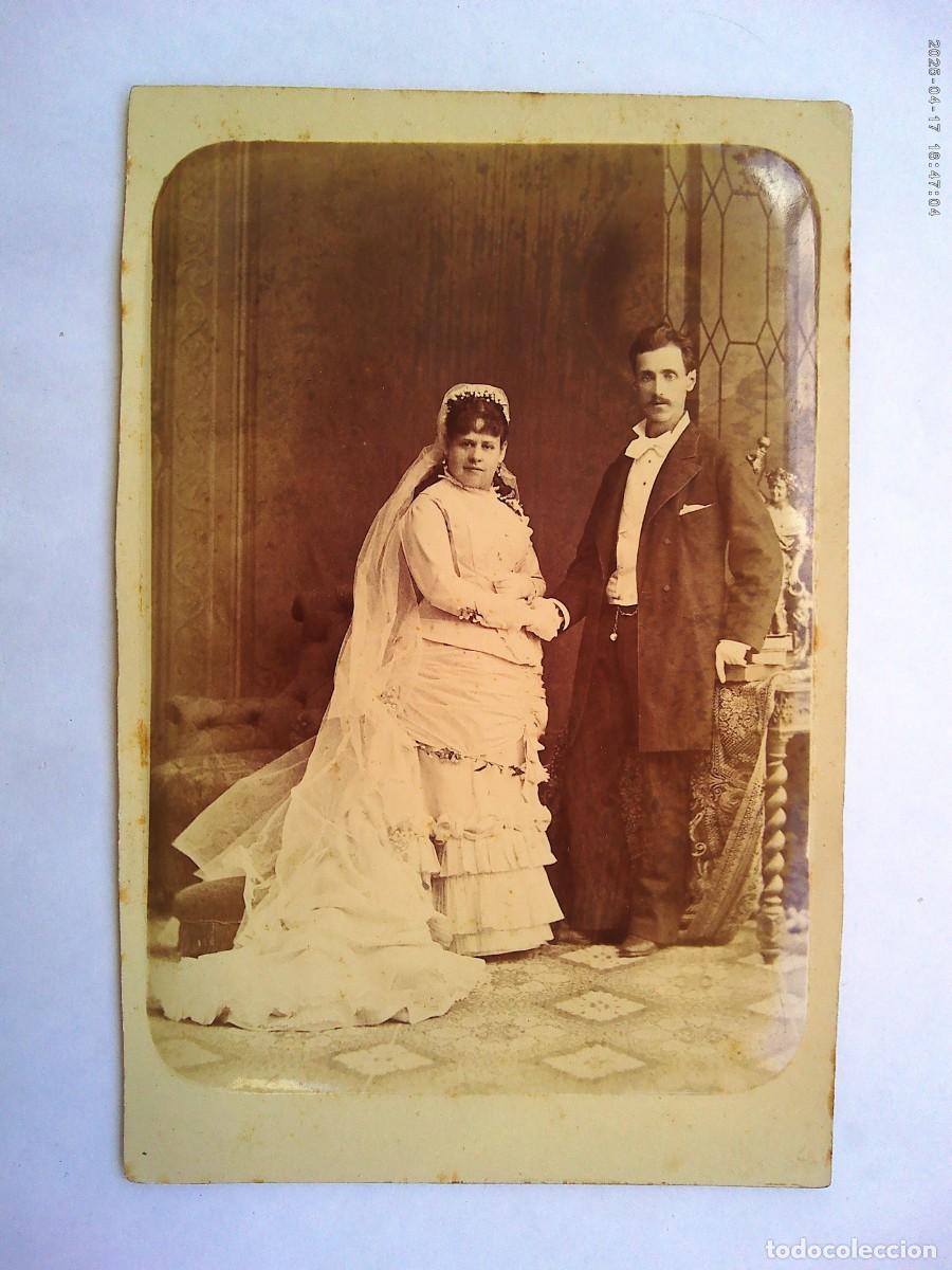 Fotograf&iacute;a antigua: FOTO DE BODA DEL SIGLO XIX . FAMILIA CORDERO - DE LOS COBOS . MEXICO , 1882